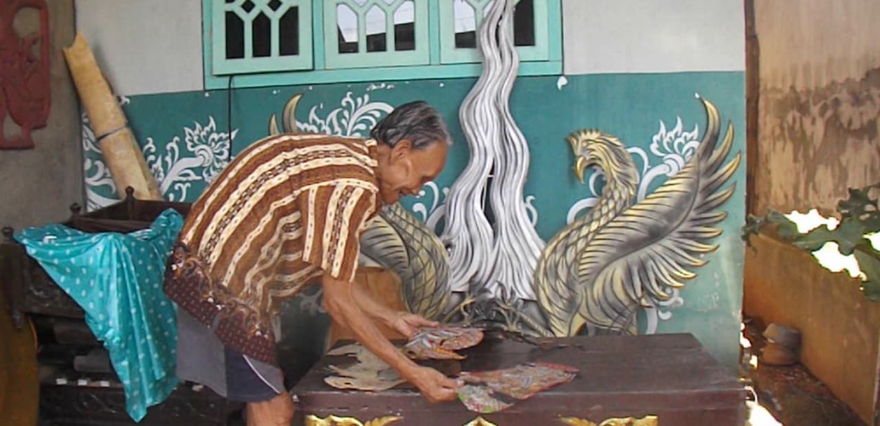 Pengrajin Wayang Kulit Tetap Eksis di Era Jaman Modern