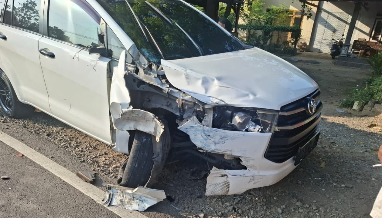 Laka Maut di Galis, Pengendara Motor Tewas Usai Terpental 4 Meter