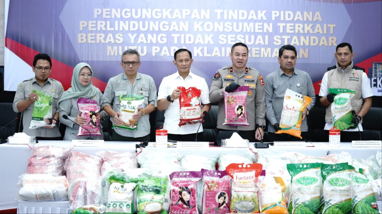 Satgas Pangan Polri Sita 201 Ton Beras  Tak Sesuai Standar Mutu dan Takaran