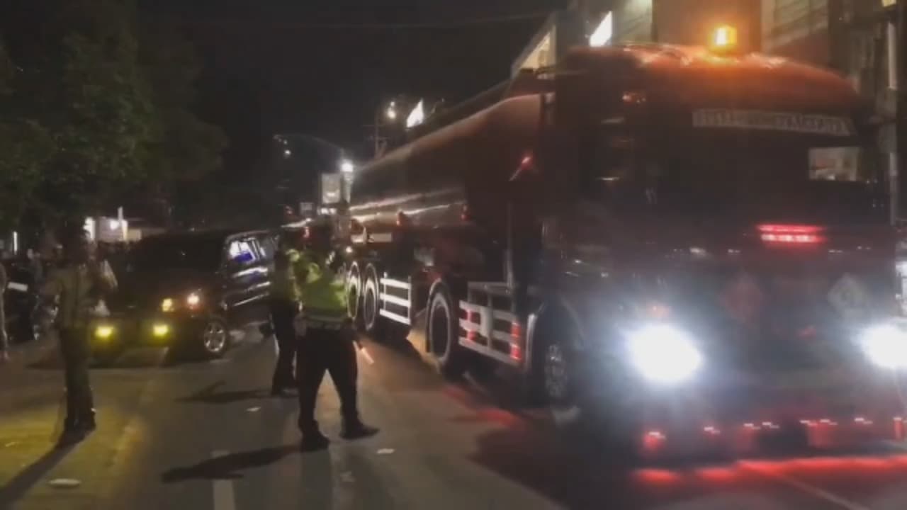Distribusi BBM di Jember Dipercepat, Polisi Kawal Hingga ke SPBU