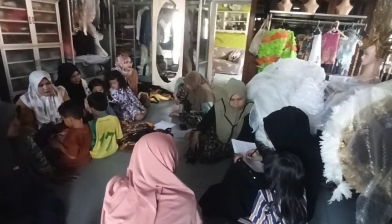 Menjelang 17 Agustus, Penyewaan Baju Karnaval di Bangkalan Dibanjiri Pesanan