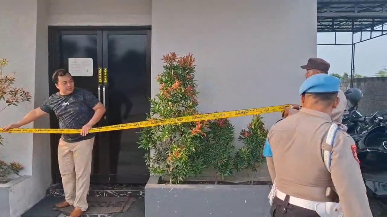 2 Pemandu Lagu Meninggal, 1 Kritis Diduga Akibat Keracunan Miras di Kediri