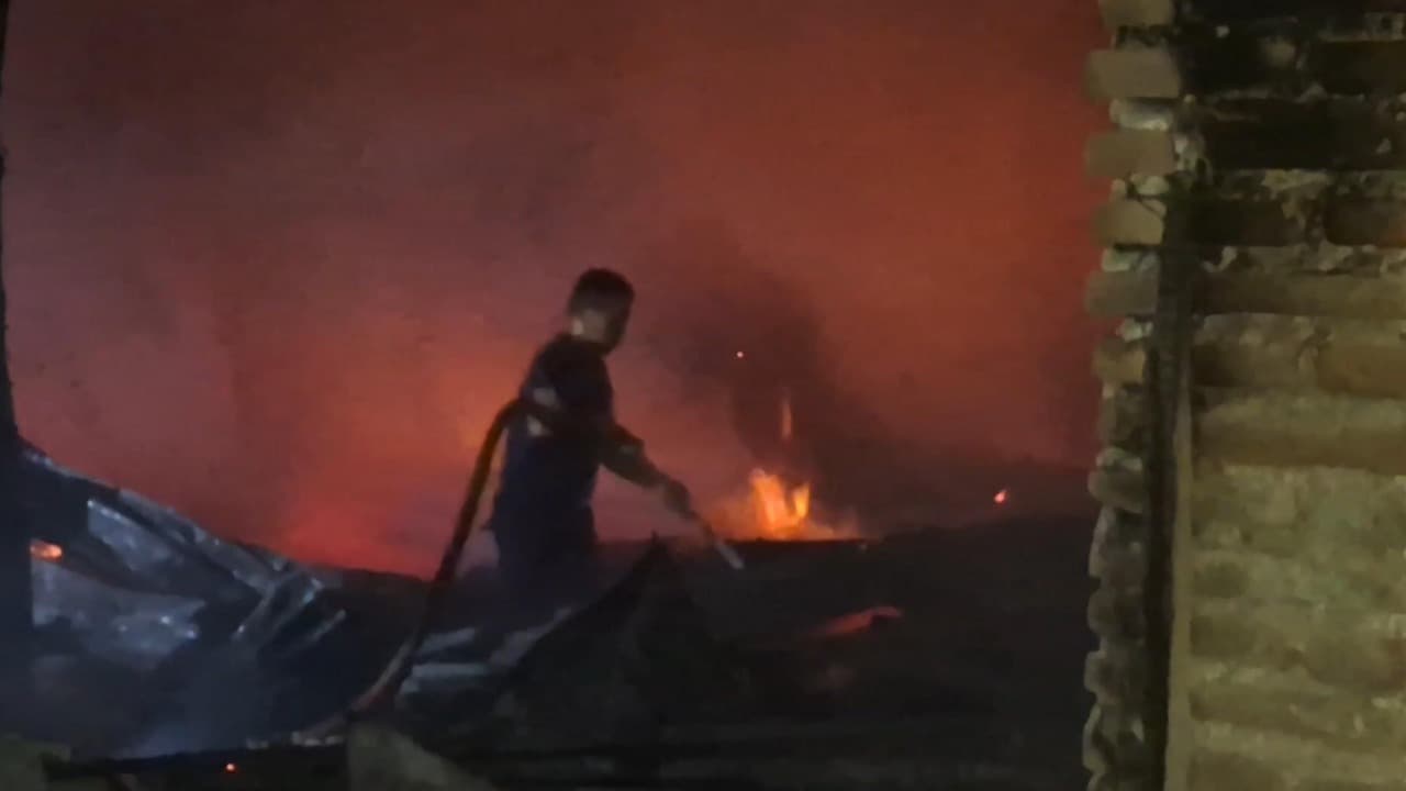 Tempat Produksi Meja Biliar di Tulungagung Ludes Terbakar, Kerugian Capai 100 Juta