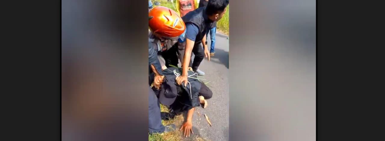 Njambet Tas Nenek, Pria di Bondowoso Dihajar Massa saat Agustusan