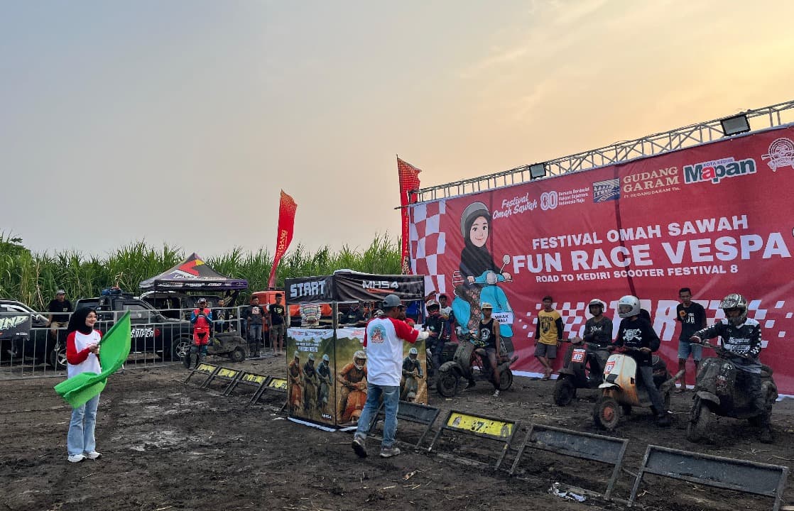 Hari Ketiga Festival Omah Sawah, Wali Kota Kediri Lepas Peserta Fun Race Vespa