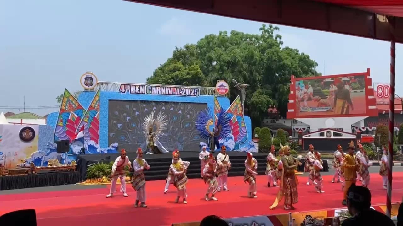 BEN Carnival 2025: Wajah Indonesia yang Semarak Hadir di Kota Blitar