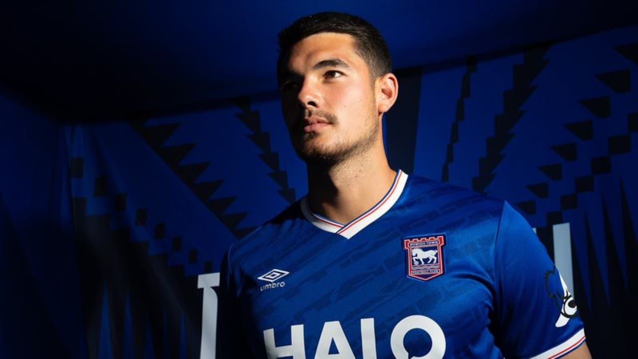 Ipswich Town Resmi Perpanjang Kontrak Elkan Baggott hingga 2028