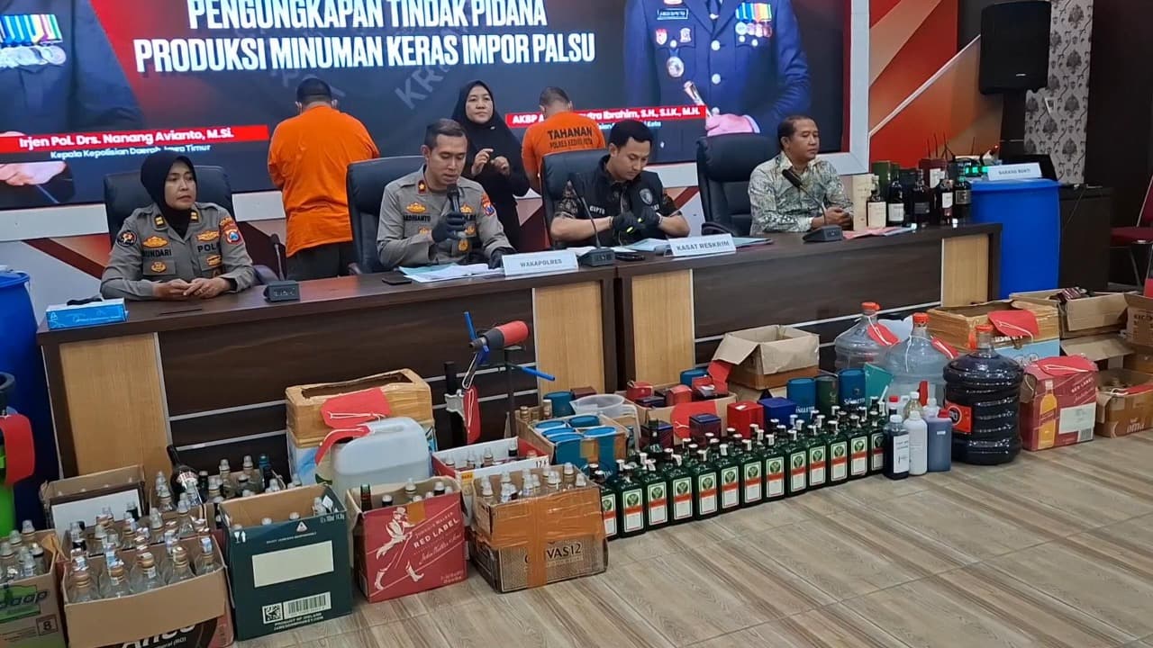 Polres Kediri Kota Ungkap Tiga Kasus Kriminal Menonjol, Termasuk Kematian Dua Pemandu Lagu