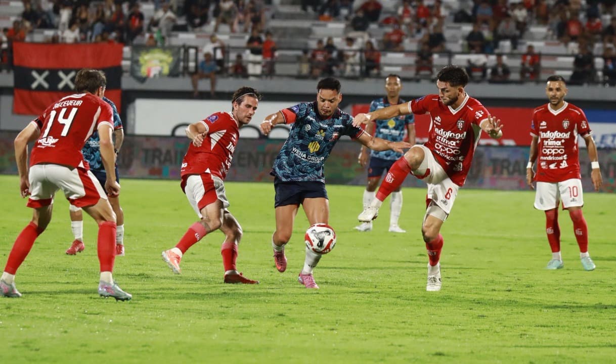 Hasil Super League: Madura United Tumbang, Arema FC Imbang