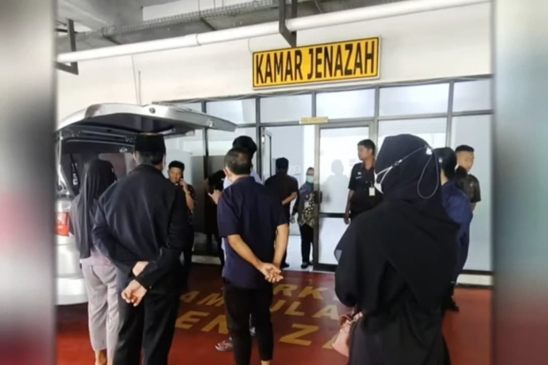 Tukang Becak Asal Pacitan Meninggal Usai Terpapar Gas Air Mata Saat Kericuhan Solo