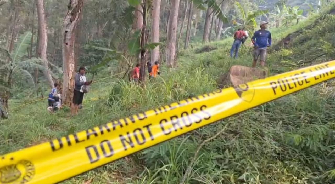 Potongan Kaki dan Rambut Manusia Ditemukan di Jurang Pacet Mojokerto