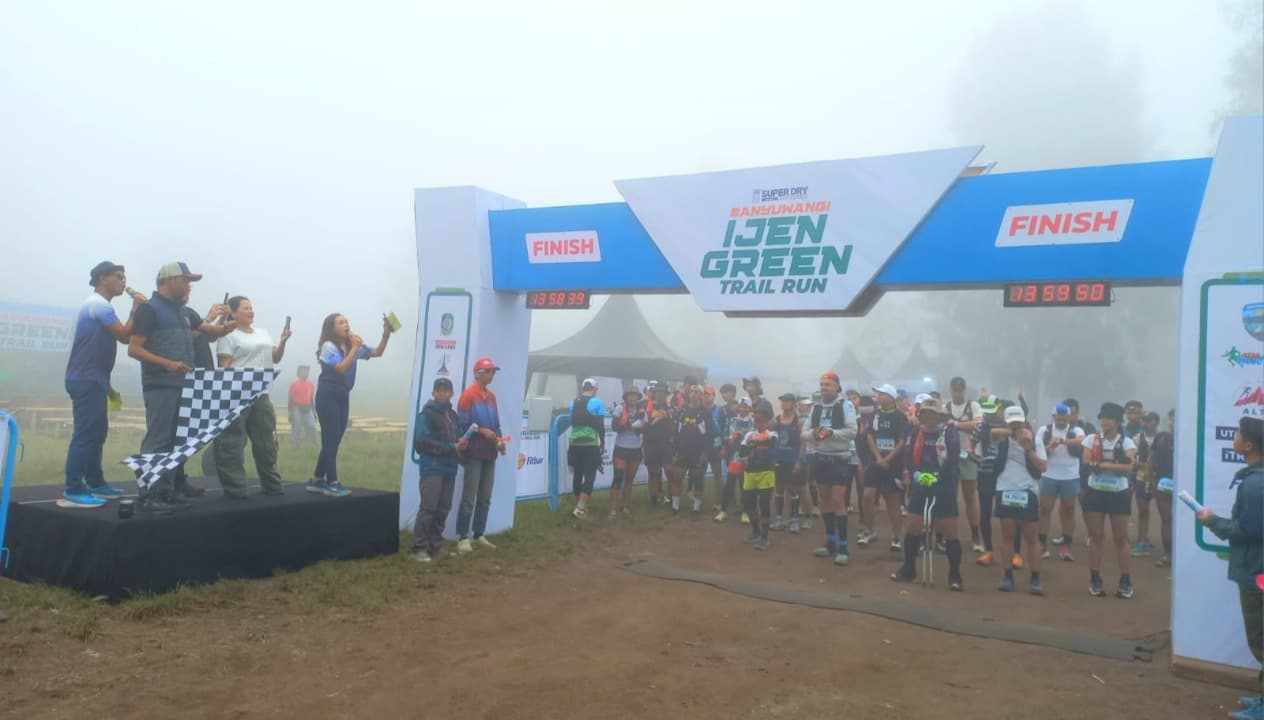 378 Pelari Mancanegara dan Berbagai Kota di Indonesia Ramaikan Ijen Green Trail di Banyuwangi