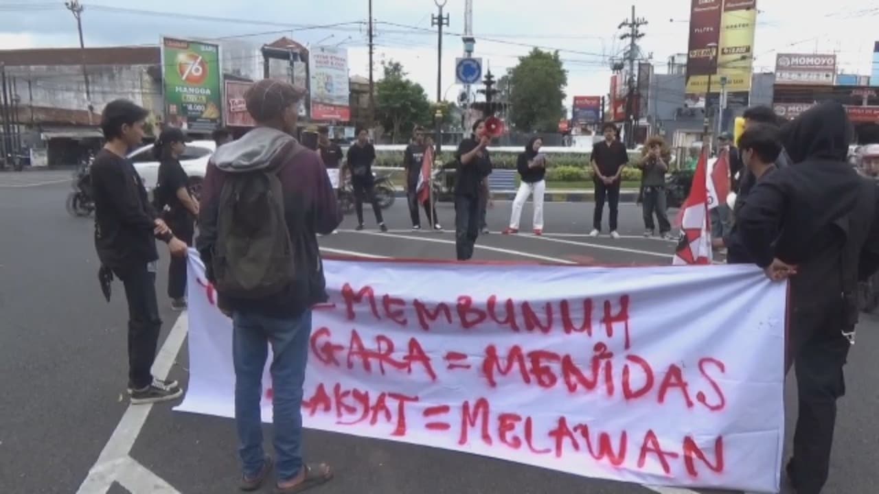 Demo Mahasiswa Memanas: Tuntut Hentikan Kriminalisasi dan Usut Kekerasan terhadap Massa Aks