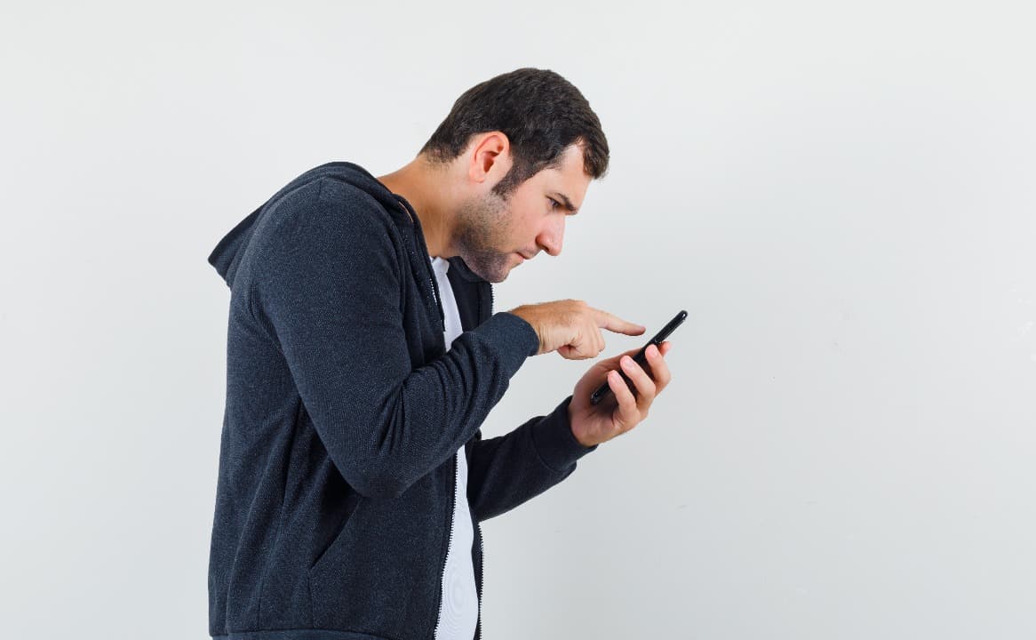 Brain Rot: Bahaya Kecanduan Scrolling Medsos yang Mengancaman Gen Z