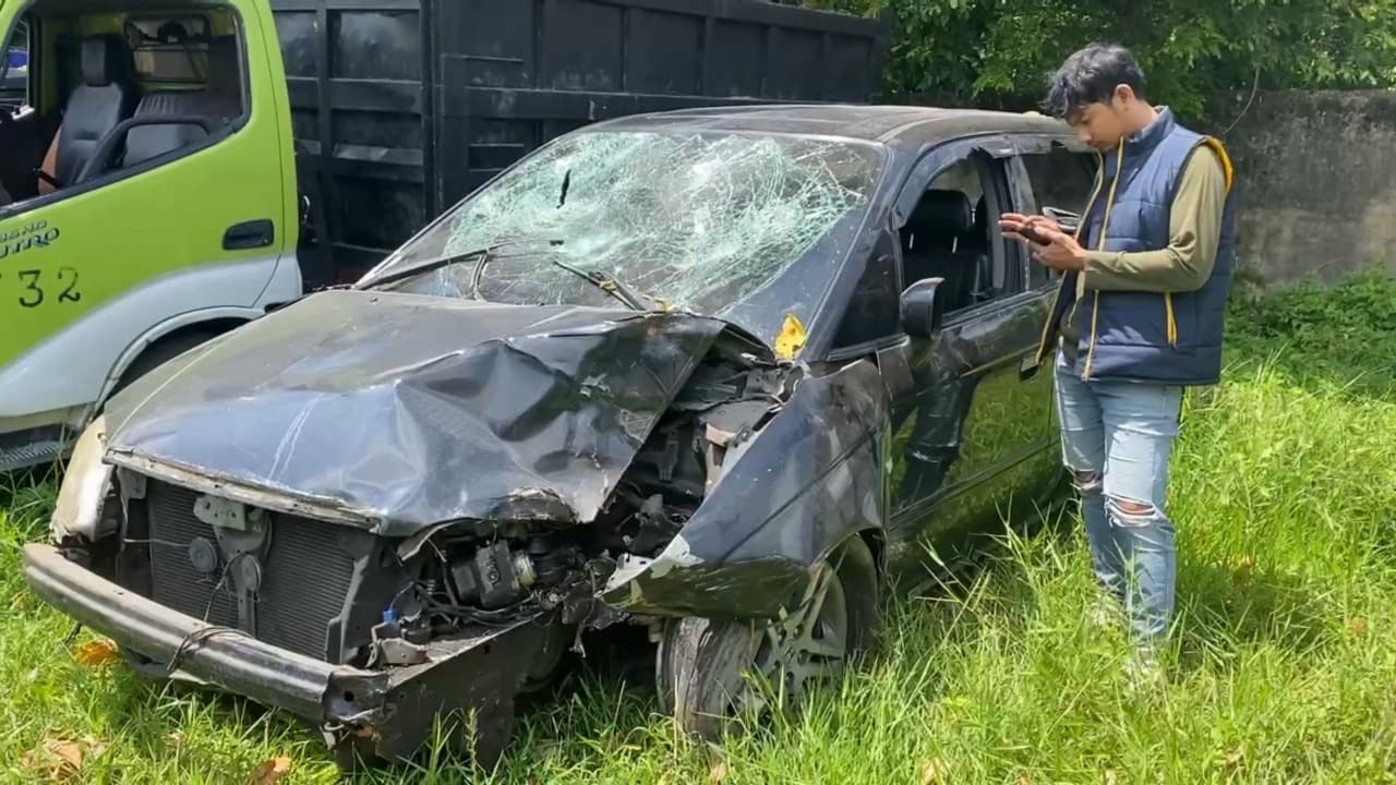 Sopir Minibus Diduga Mabuk Tabrak Lari di Blitar, 1 Meninggal Dunia