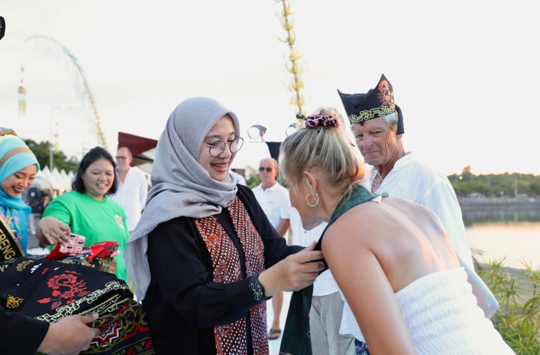Kapal Yacht dari Berbagai Negara Berlabuh di Pantai Marina Boom Banyuwangi