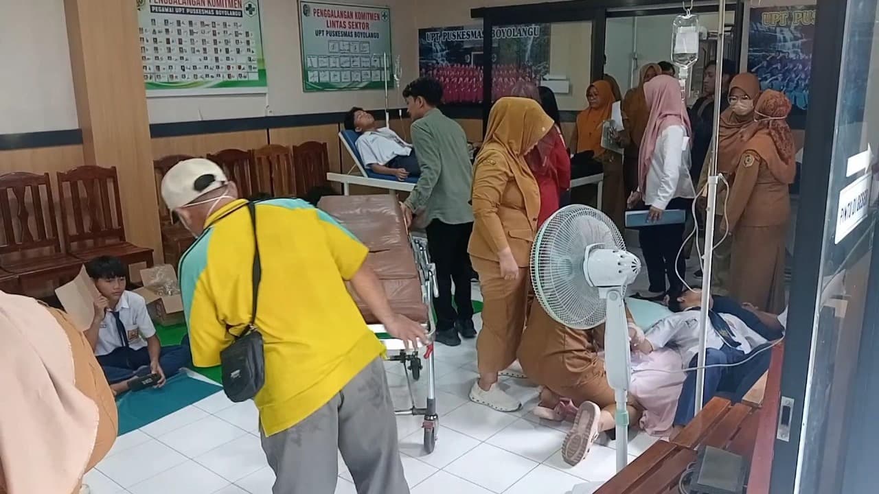 Puluhan Siswa SMPN 1 Boyolangu Tulungagung Diduga Keracunan Usai Santap Menu MBG