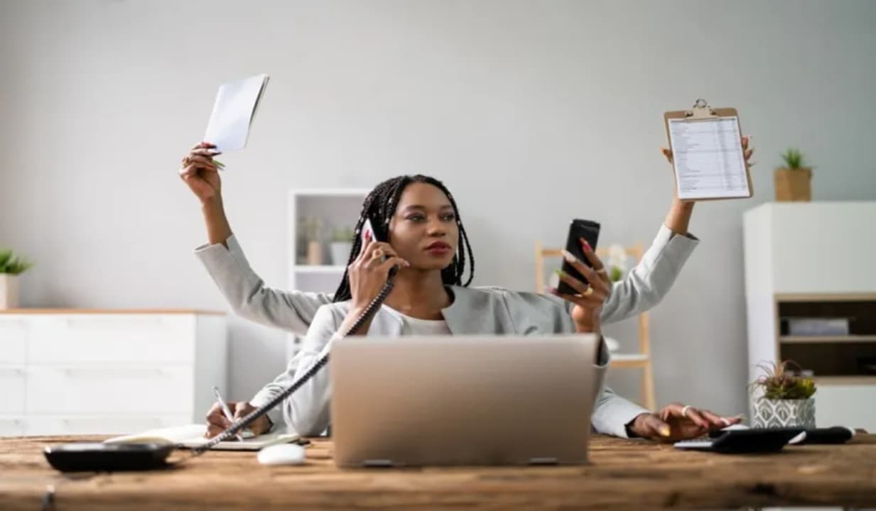 Fenomena Polyworking: Gaya Kerja Baru Gen Z
