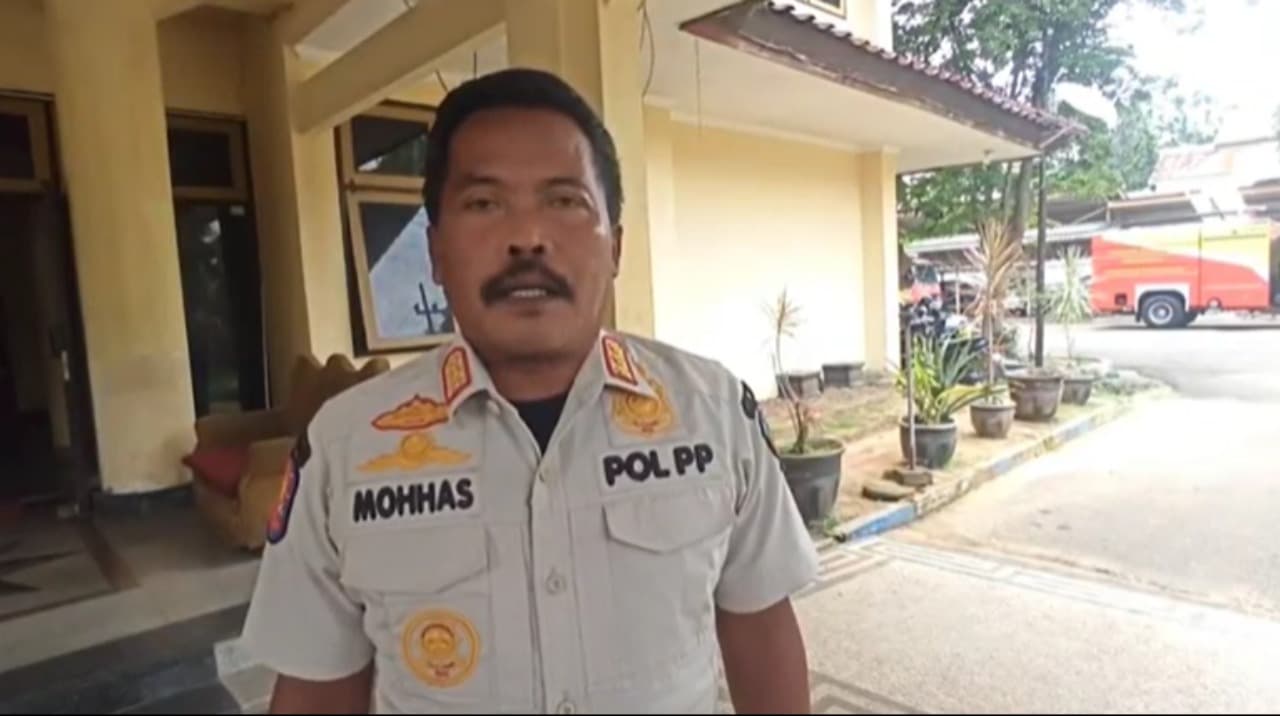 Satpol PP Bangkalan Amankan 5 LC di Warung Karaoke Patapan dan Tangkel