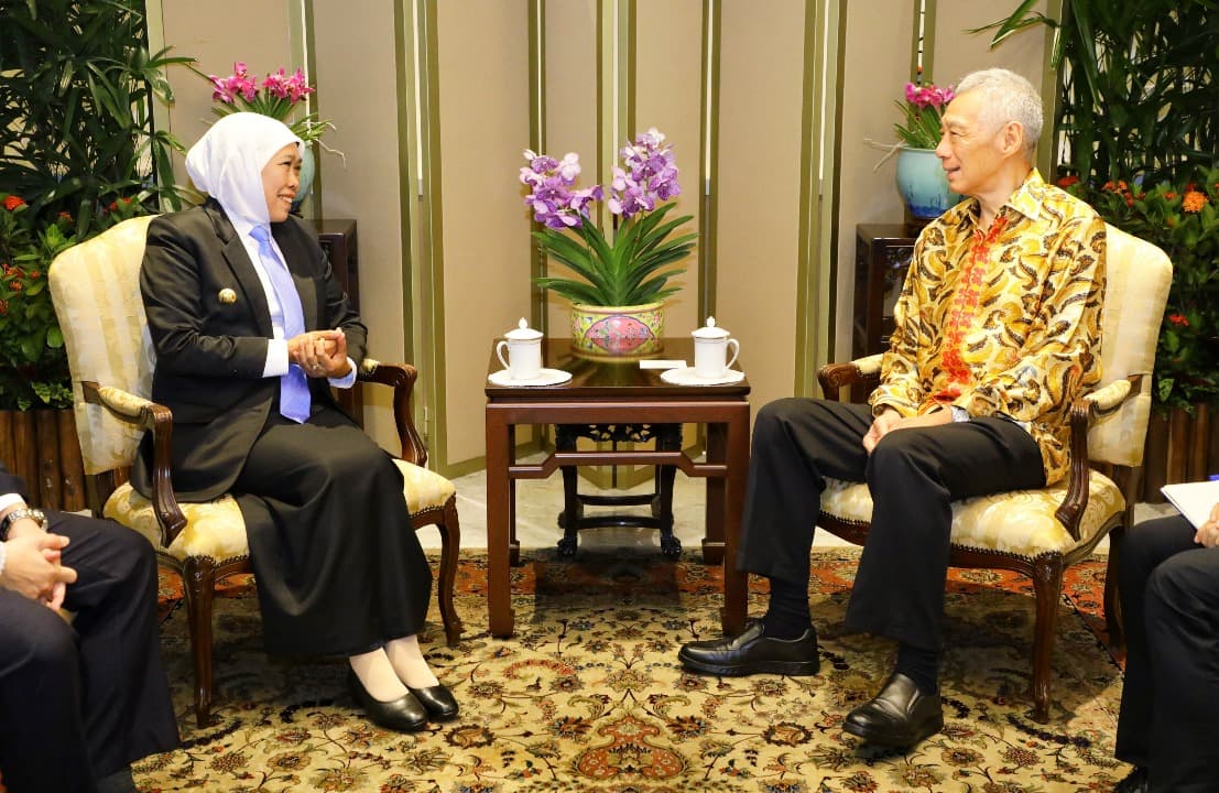 Bertemu di Singapura, Gubernur Khofifah dan SM Lee Hsien Loong Bahas Persoalan Masyarakat di Jatim