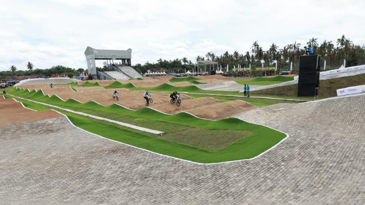 Sirkuit BMX Muncar Banyuwangi, Satu-satunya Berstandar Olimpiade di Asia Tenggara