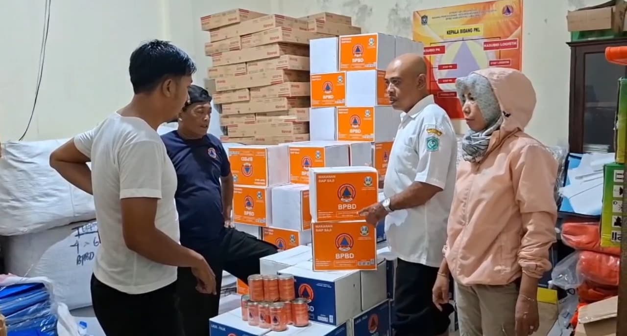BPBD Lumajang Kirim Logistik ke Titik-titik Pengungsian