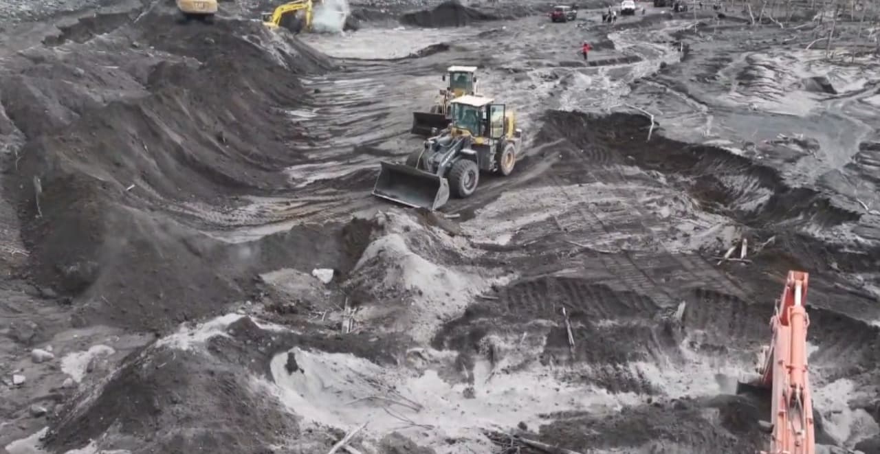 Antisipasi Banjir Lahar Terulang, Dinas PU Jatim Bangun Tanggul dan Sudetan