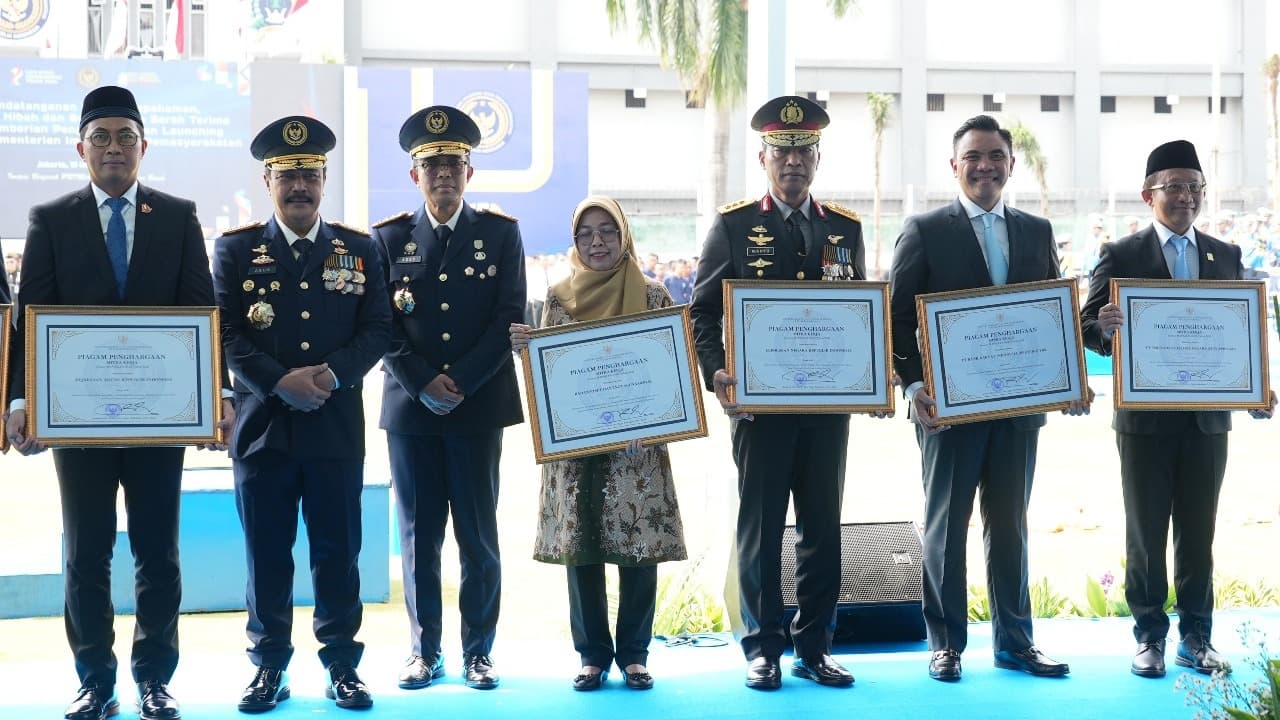 Dukung Transformasi Pelayanan Publik, BRI Terima Piagam Penghargaan dari IMIPAS