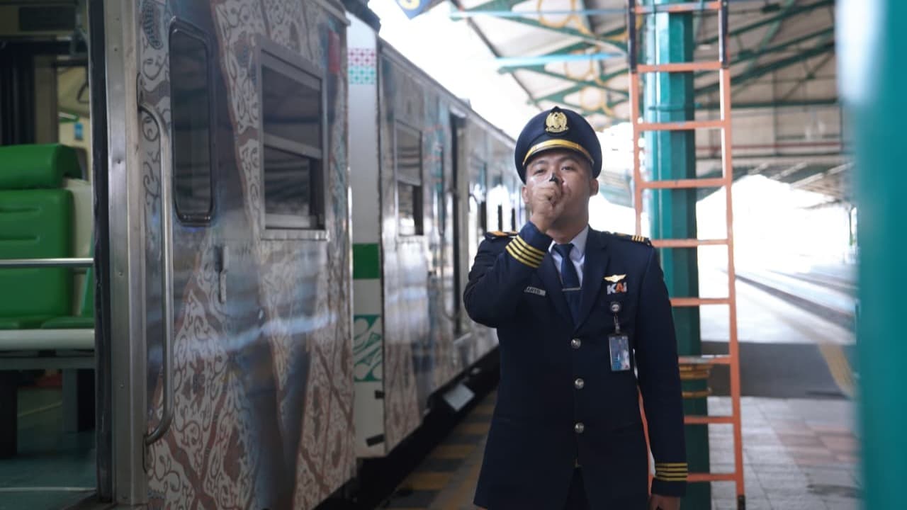 KA Lokal BIAS dari Stasiun Caruban Raup 1.367 Penumpang dalam Sebulan