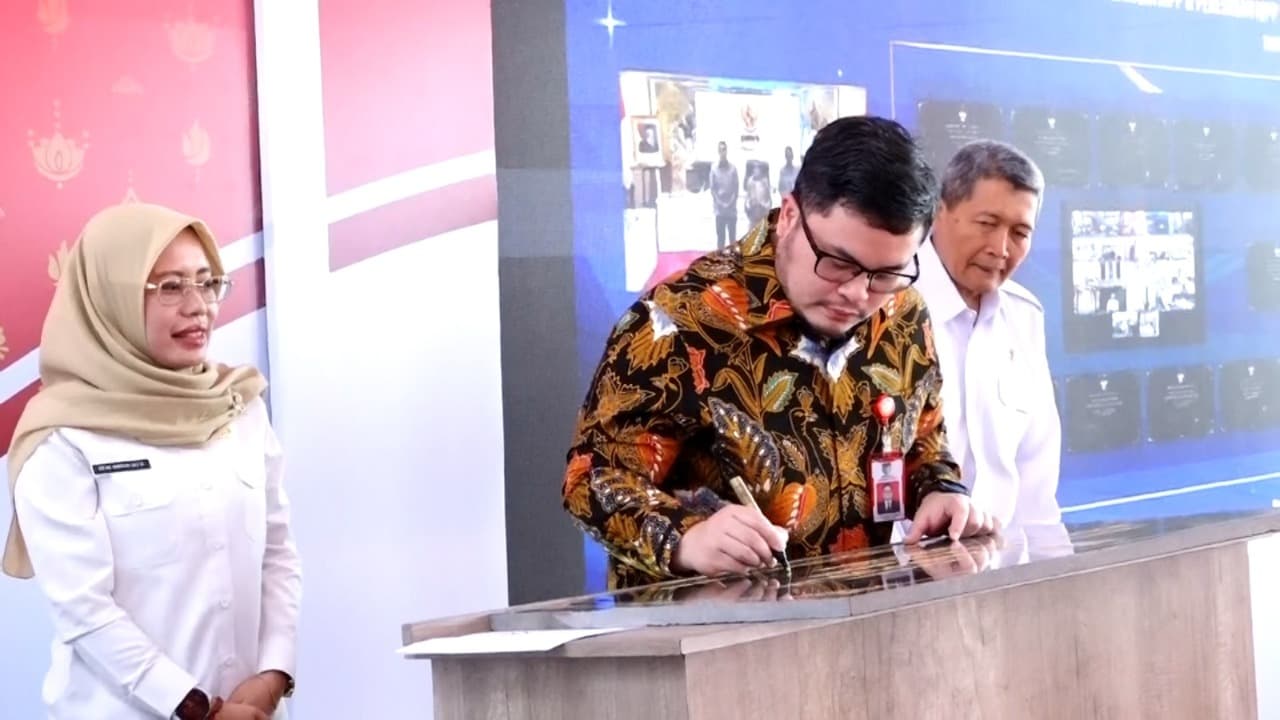 Perangi Pungli dan Tingkatkan Layanan, Pemkab Kediri Resmikan Mal Pelayanan Publik