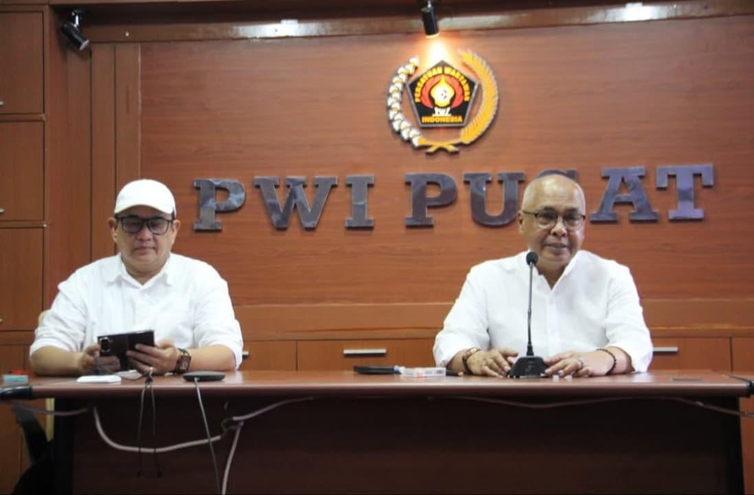 PWI Pusat Prihatin Pencabutan Kartu Liputan Istana Wartawan CNN Indonesia