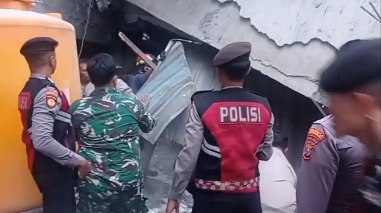 Tragedi Musala Ambruk di Ponpes Al Khoziny: 1 Santri Meninggal, Puluhan Luka