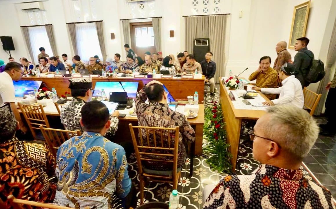 Segera Diterapkan Secara Nasional, Pemerintah Pusat Apresiasi Pelaksanaan Digitalisasi Bansos di Banyuwangi