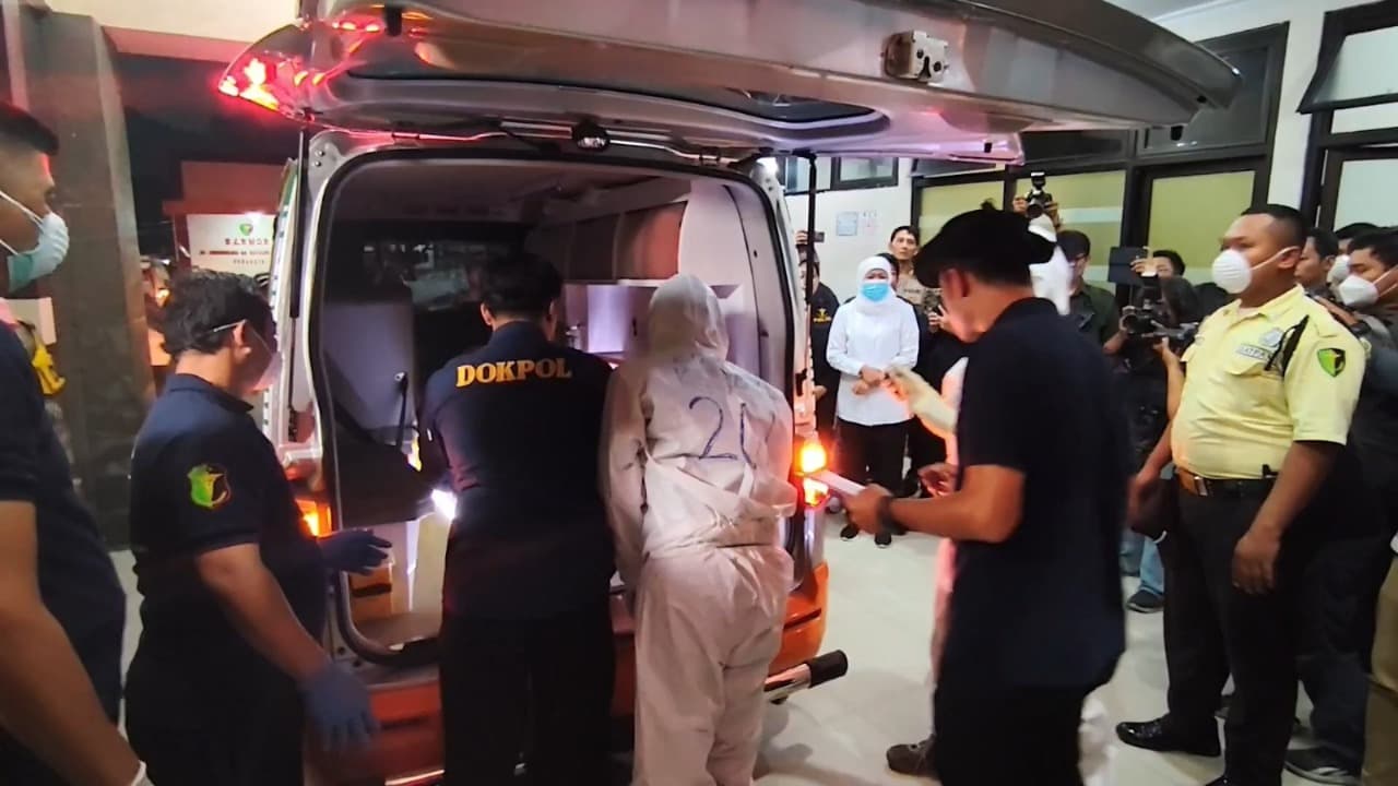 Proses Identifikasi Korban Ponpes Al Khoziny di RS Bhayangkara Masih Berlangsung, Sampel DNA Dikirim ke Jakarta