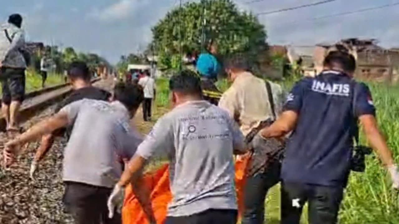 Wanita Paruh Baya Meninggal Dunia Tersambar Kereta Api Gajayana di Tulungagung