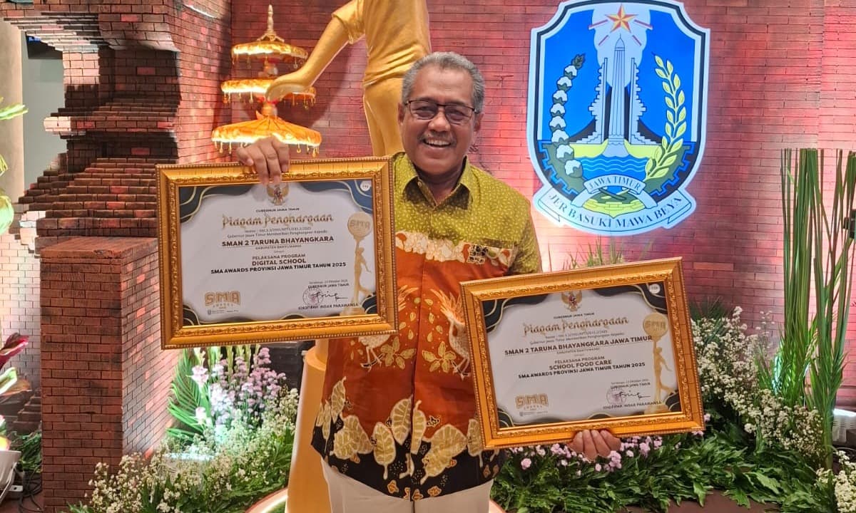 Smadatara Jatim Sukses Sabet 2 Penghargaan Sekolah Digital dan School Food Care