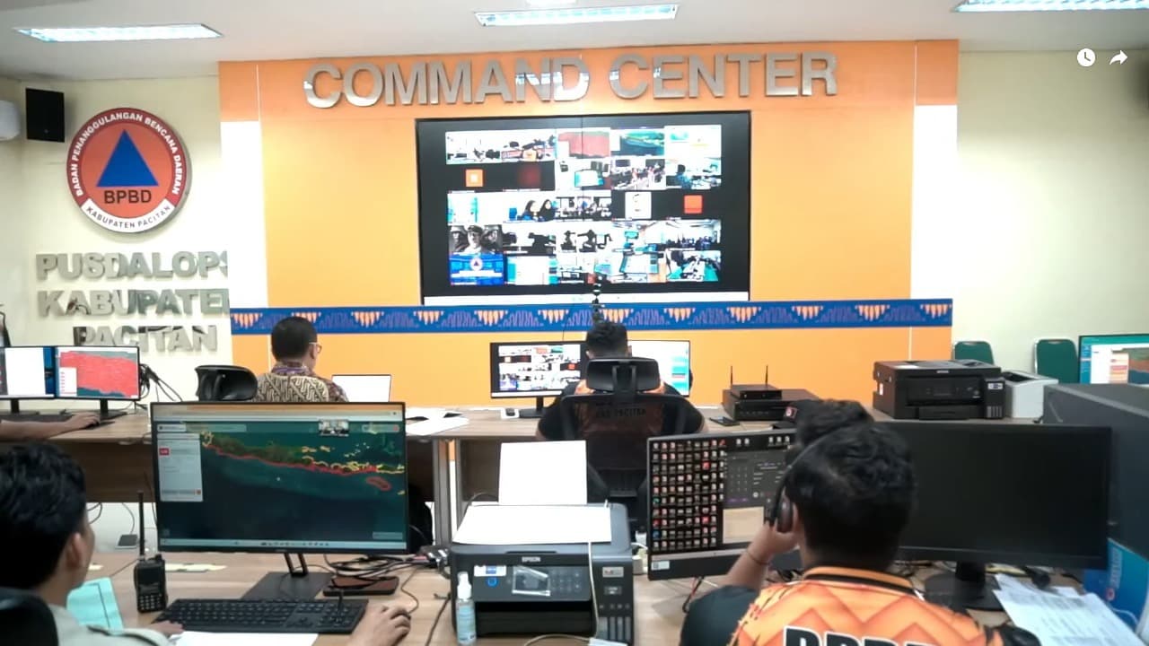 BNPB Uji Keandalan Sistem Peringatan Dini Tsunami di Pacitan
