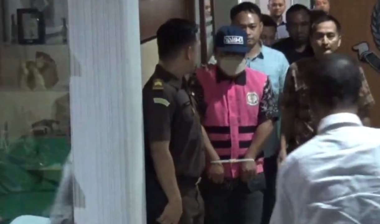 Sempat Mangkir, Rekanan Kasus Korupsi Sosperda Akhirnya Ditahan Kejari Jember