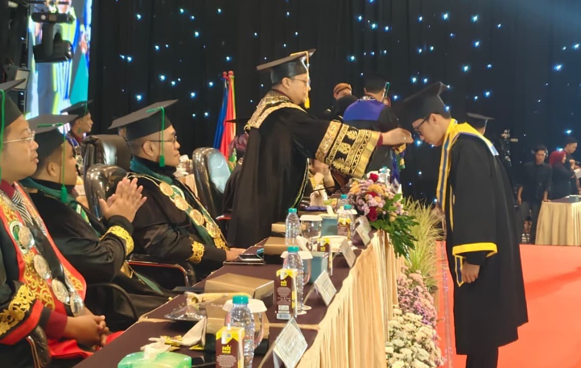 UMAHA Wisuda 605 Lulusan, Siap Lahirkan Sarjana Beradab dan Berdampak