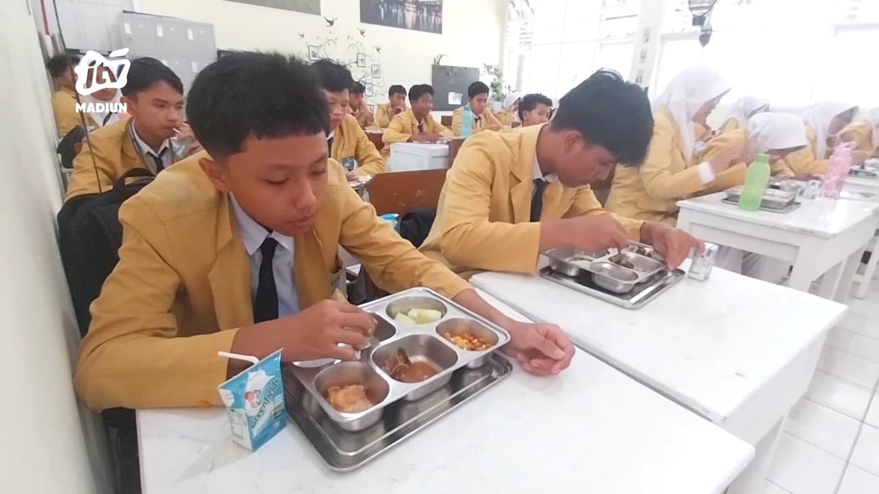 Makanan Bergizi Gratis, Cahaya Baru di Ruang-Ruang Kelas
