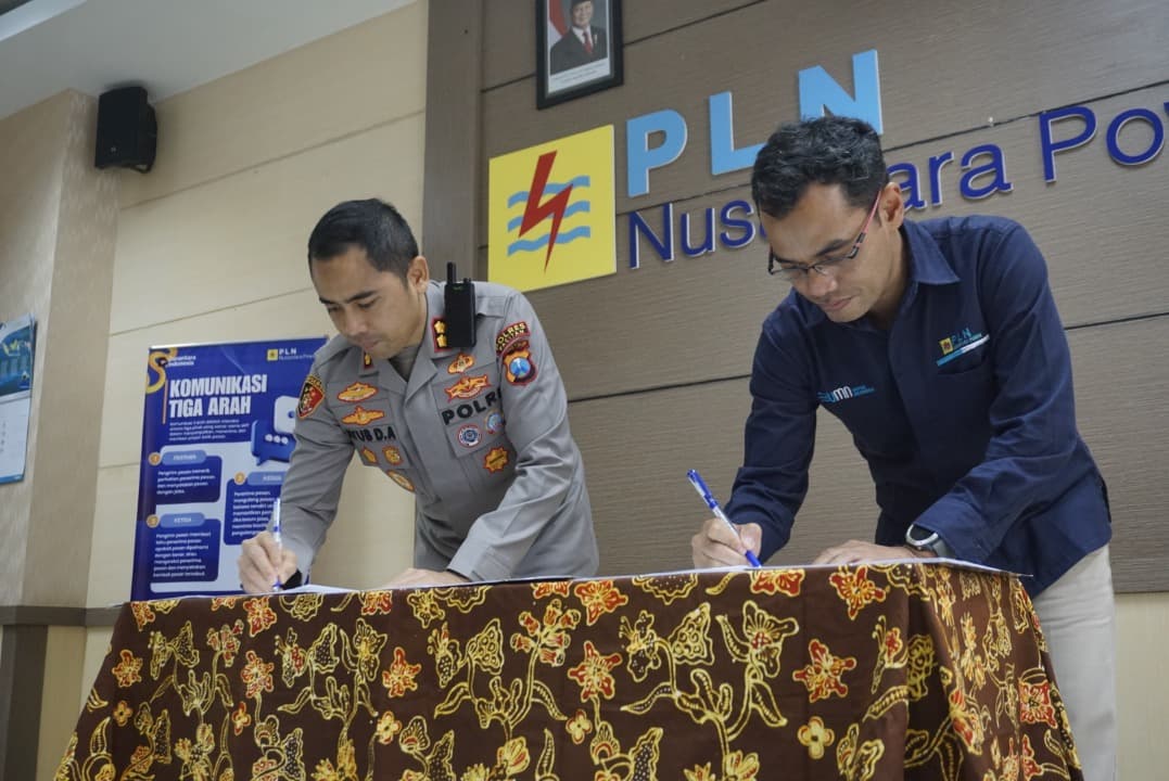 Kurangi Sampah Plastik, Polres dan PLN NP UP Pacitan Luncurkan Layanan SIM Gratis