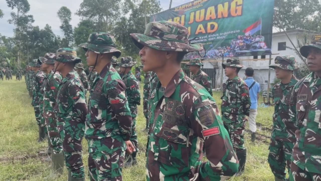 Ratusan TNI Kembali Diterjunkan Di Lokasi Bencana Semeru